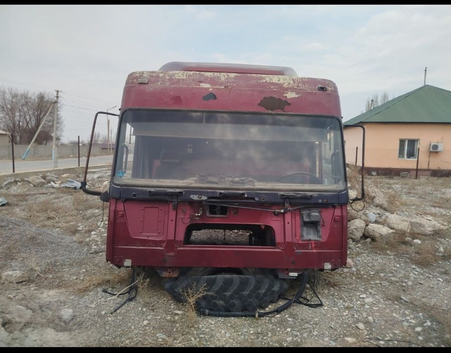 ДАФ-95  кабина  шірік жоқ