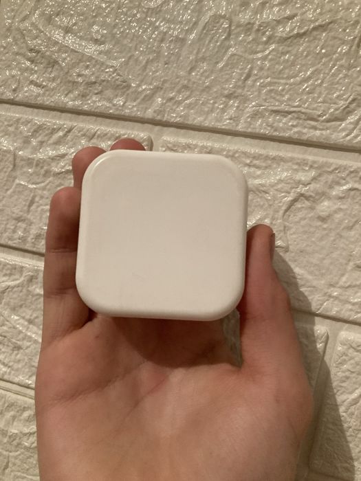 Наушники Apple EirPods