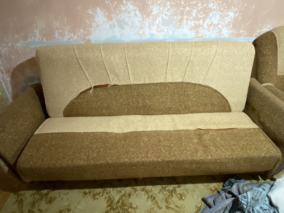 Диван и два кресла комплект