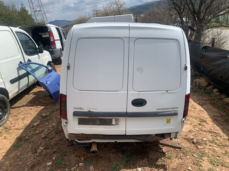 Opel Combo 1.3cdti 2006г