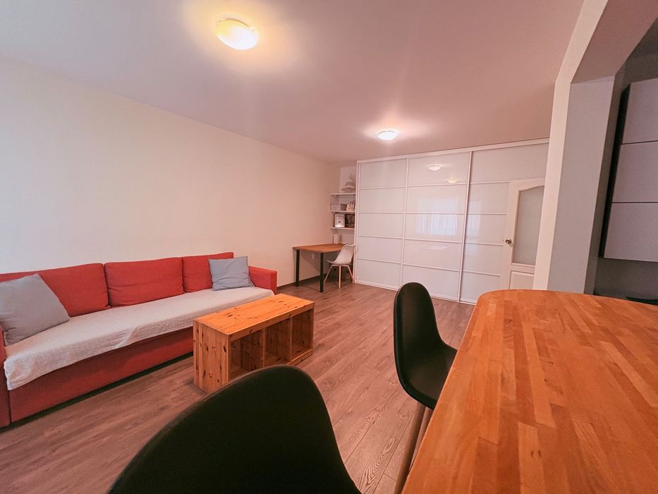 Дава се под наем Двустаен апартамент в Бургас, Лазур - 70 кв.м за 765 € - Снимка #8