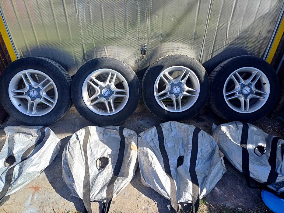 4xJante R15 cu anvelope de vara VREDESTEIN