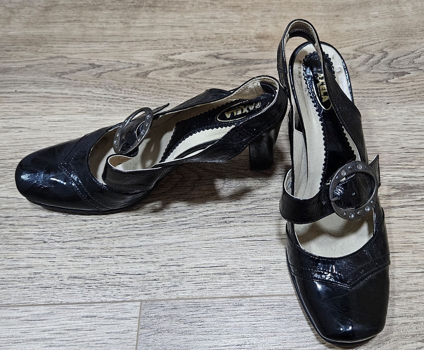 Pantofi/sandale retro, stil anii 20 60, piele lacuita, marime 37,