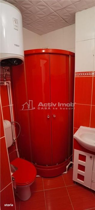 1 camera Micro 38 N-uri etaj 2