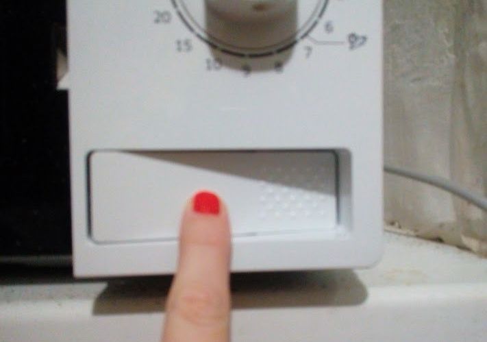 Продам на запчасти микроволновку