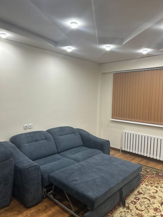 Диван в хорошем состоянии