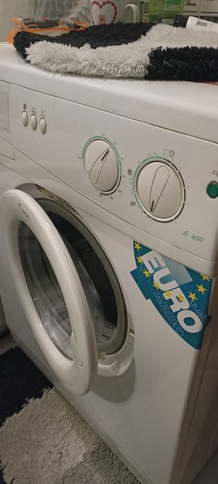 Продам стиральную машину