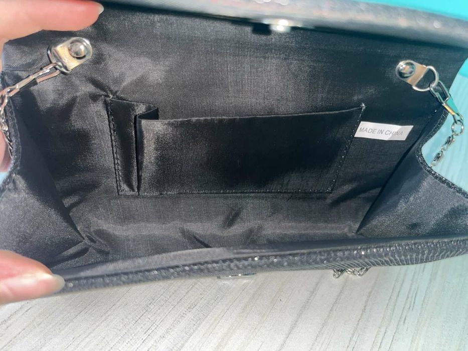 Дамска чанта за официален повод