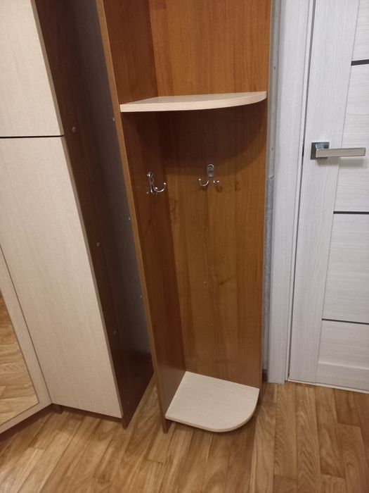 Продам шкаф угловой