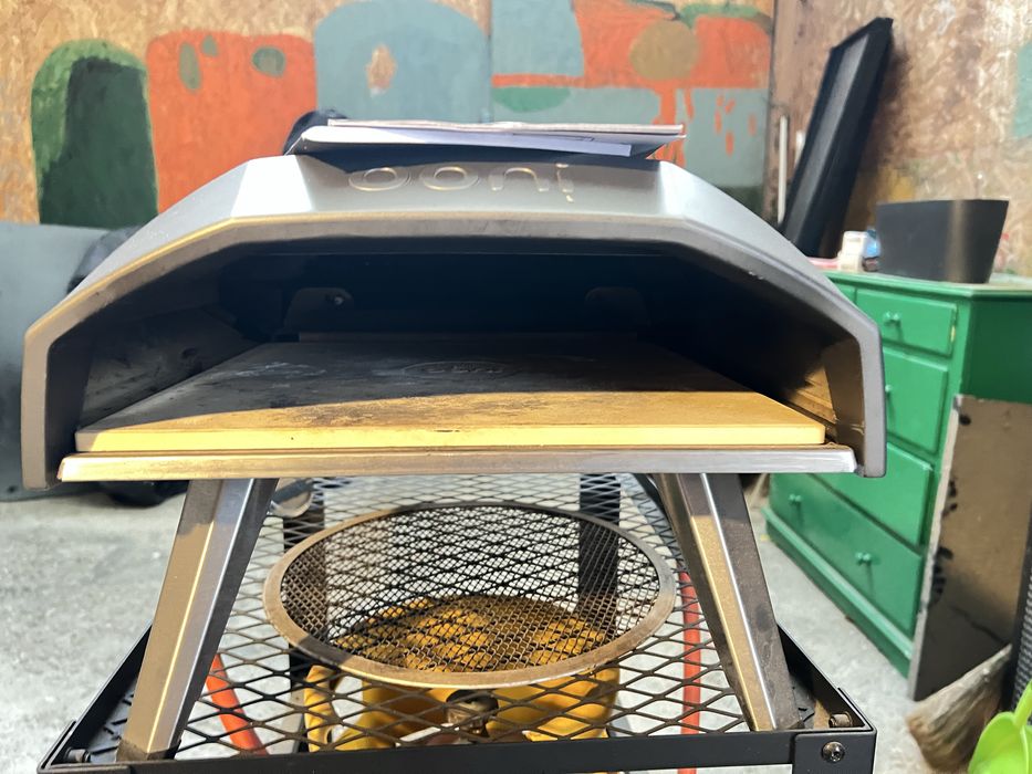 Ooni koda 12 cuptor pizza cu butelie si masa cu roti