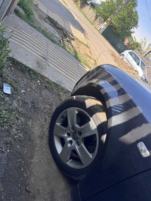 AUDI A4 2002 — imagine 4