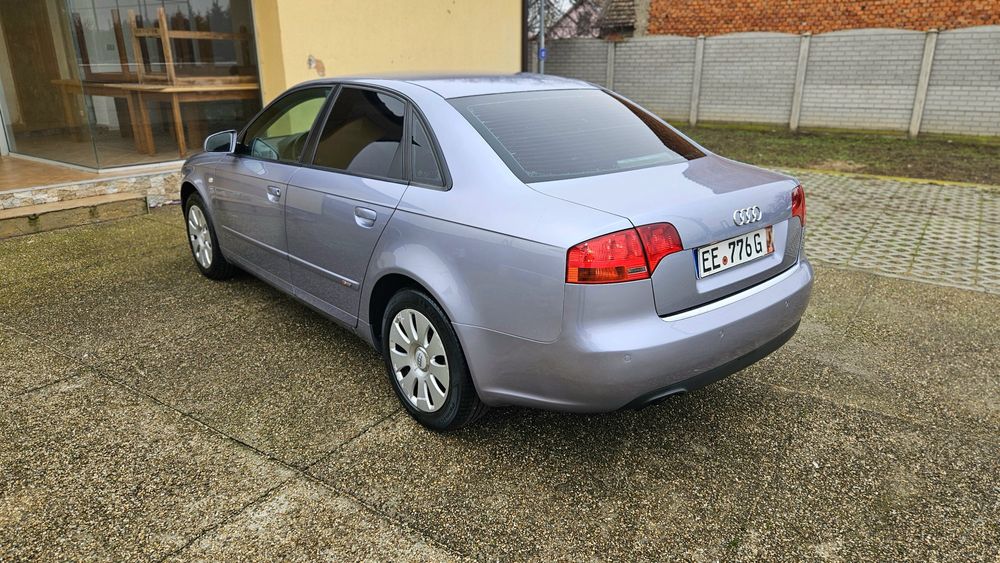 Audi A4 B7  1.9 D  [Xenon , Senzori Parcare] NR VALABILE