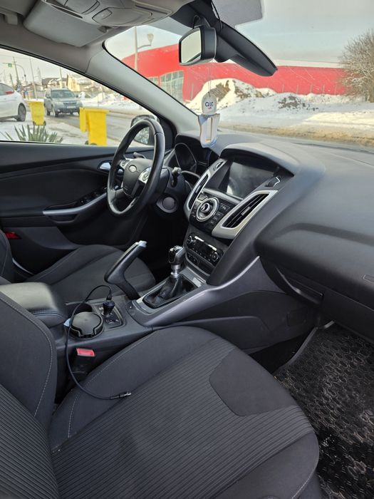 Auto Ford Focus  2012