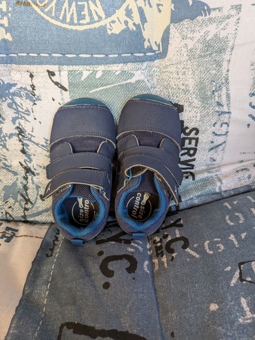 Pantofi sport copii mărimea 21 de la Decathlon