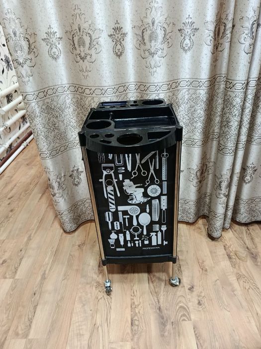 Продаётся для парихмахера каталка не дорого
