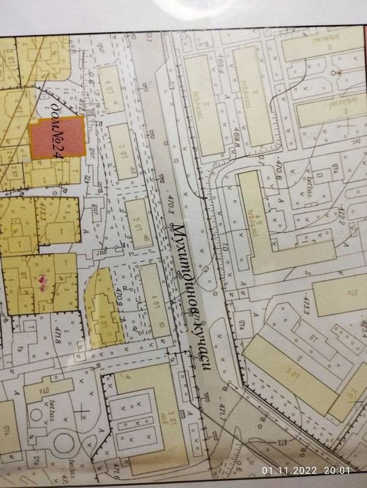 Участок отличный 13 соток закрытый двор не окружённый высотными домами