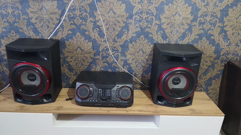 Продаю музыкальный центр lg 87 серия