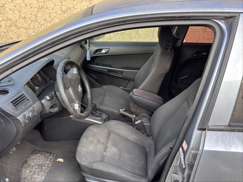 Opel astra 1.9cdti на части