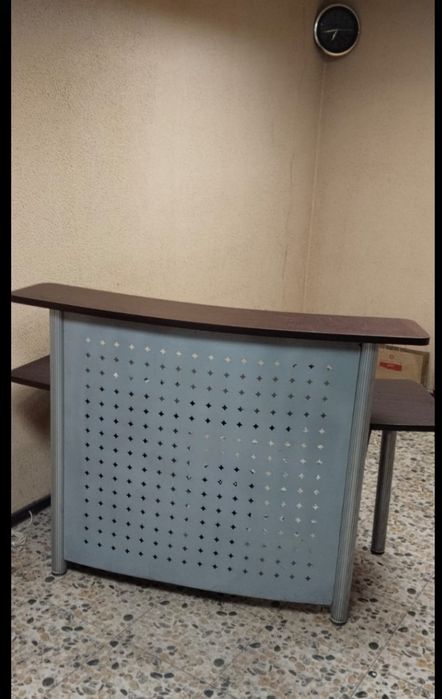 Стол ресепшн новый