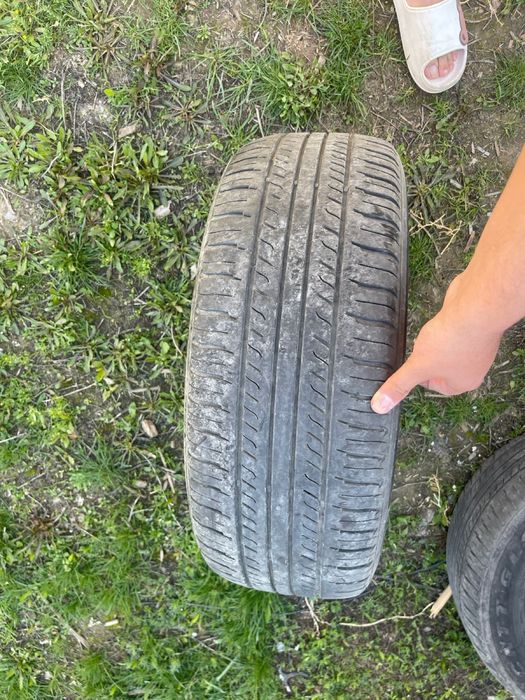 Шина на мерседес 124