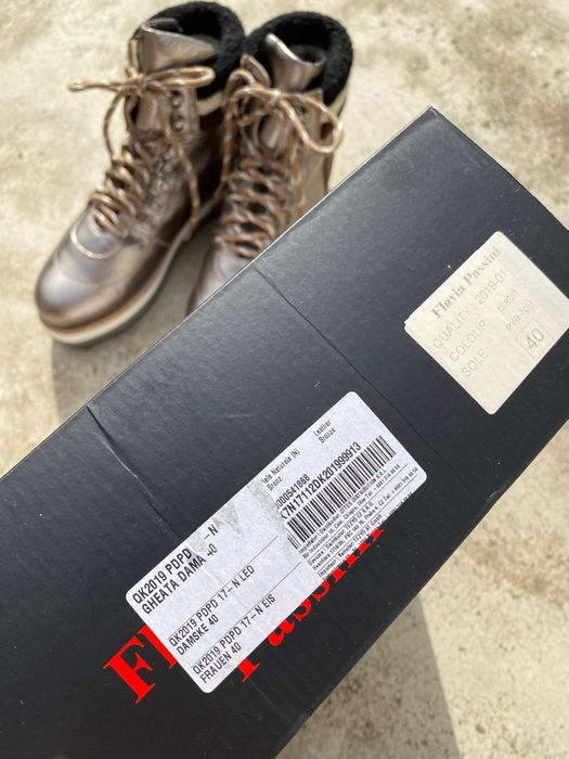 Ghete Flavia Passini mărimea 40