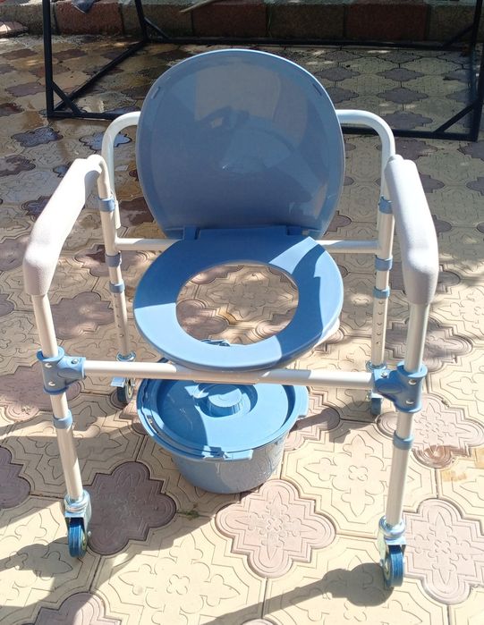 Продам унитазы (Новые)