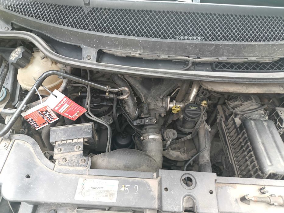 Lancia Phedra. Motor 2.0 hdi 136