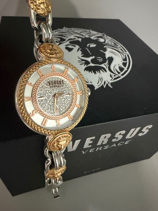 Оригинален дамски часовник Versace