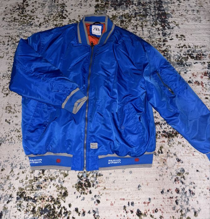 Мужской бомбер от Zara