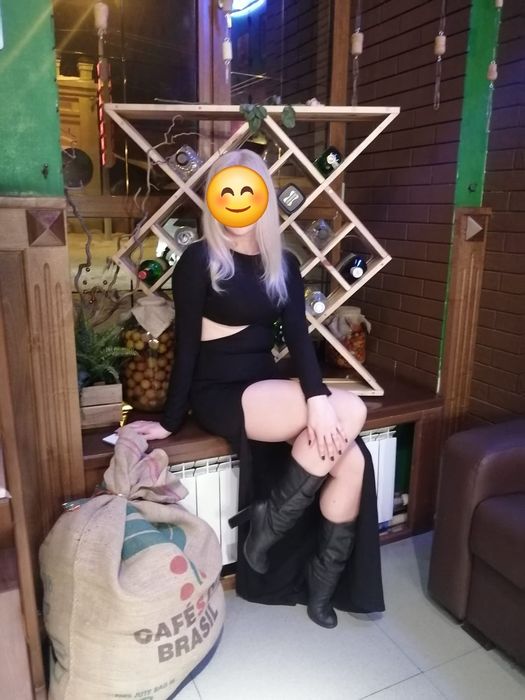 Шикарное вечернее платье