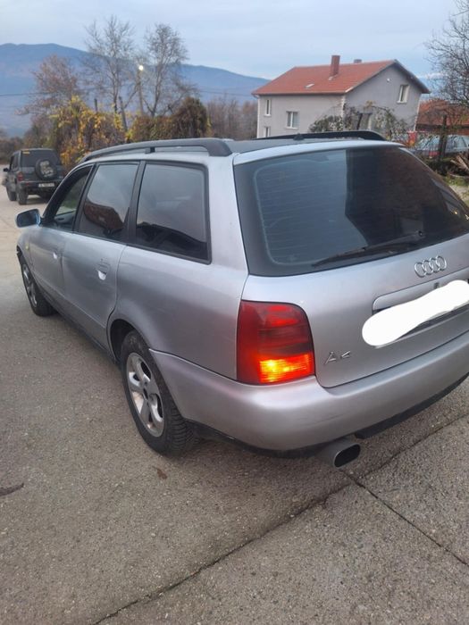 Audi A4 B5 на части