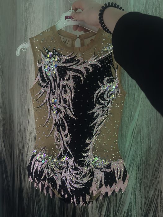 гимнастический купальник