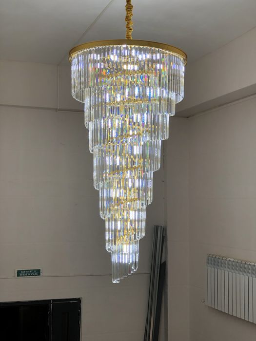 Установка люстры