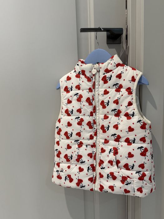 Безрукавка на 4 года для девочек. Orchestra.