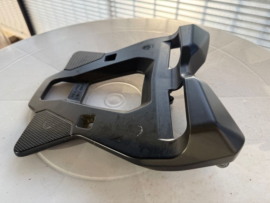 Yamaha 39-литров горен багажник, куфар с монтажна пластина, плоча