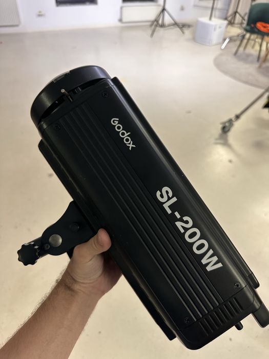 Godox SL 200w- lumina continua