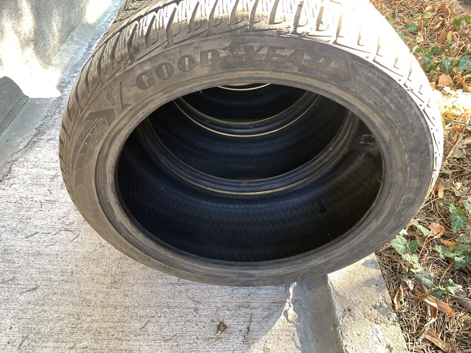 Good Year Ultragrip | 225 45 17