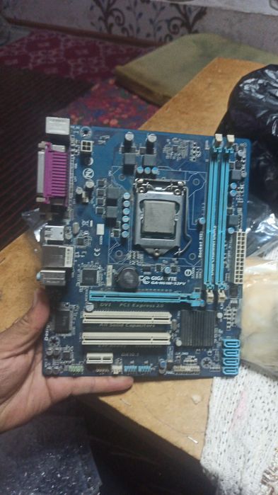 I3 sotiladi 180000som