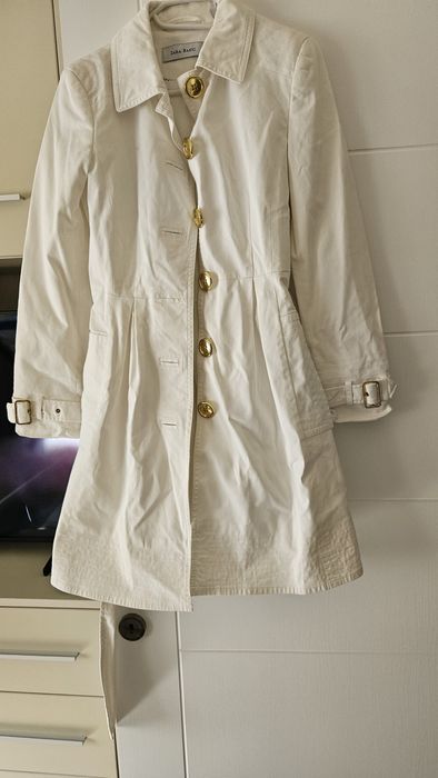 Trench Zara alb cu cordon