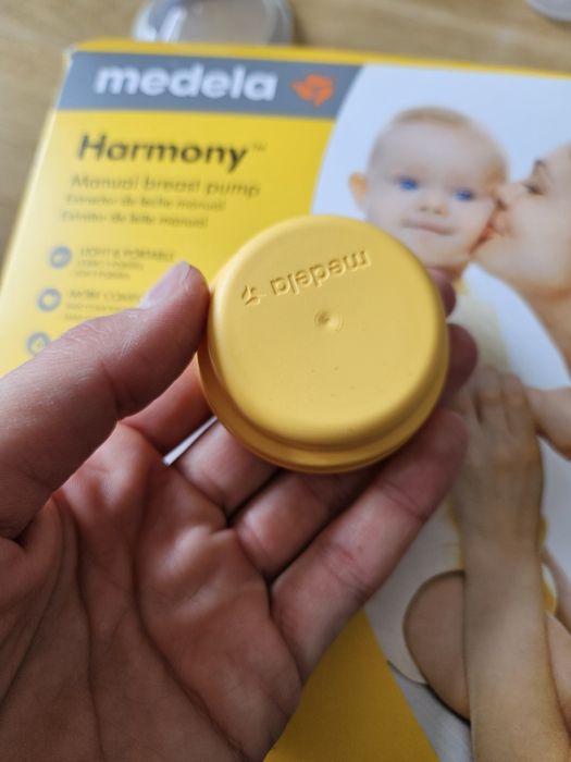 Ръчна помпа за кърма Medela Harmony