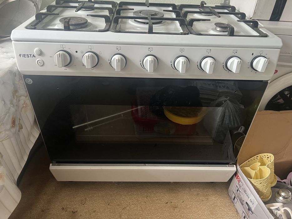 Продам газ плиту