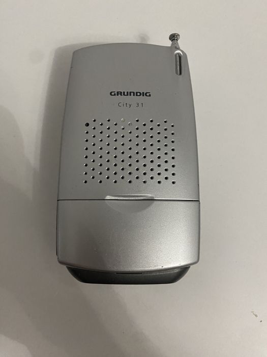 Radio portabil Grundig