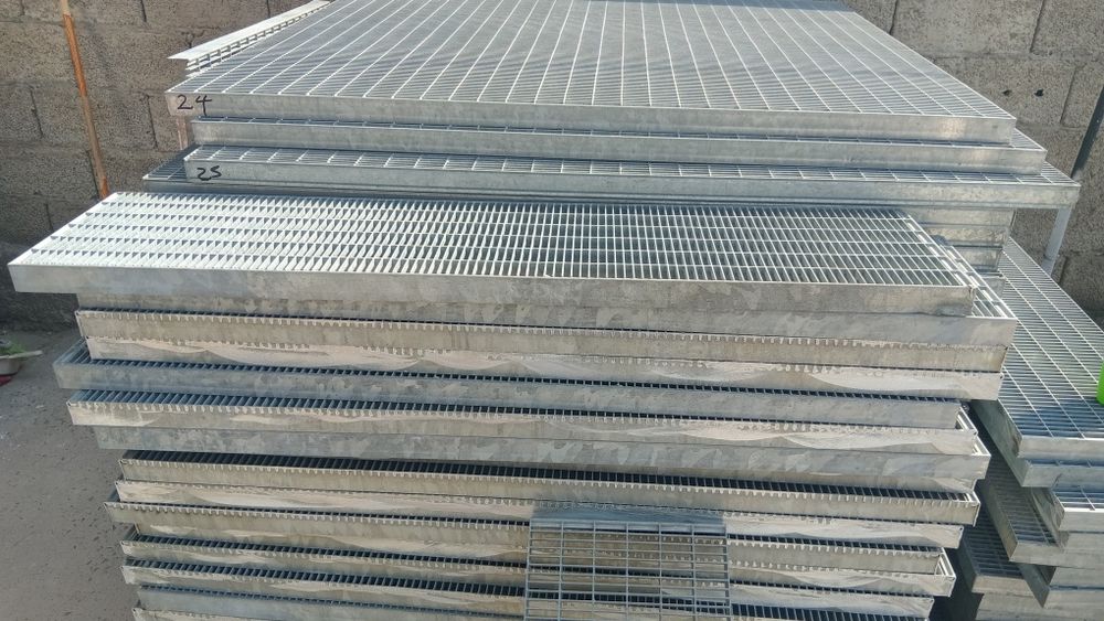 Trepte zinacate l
