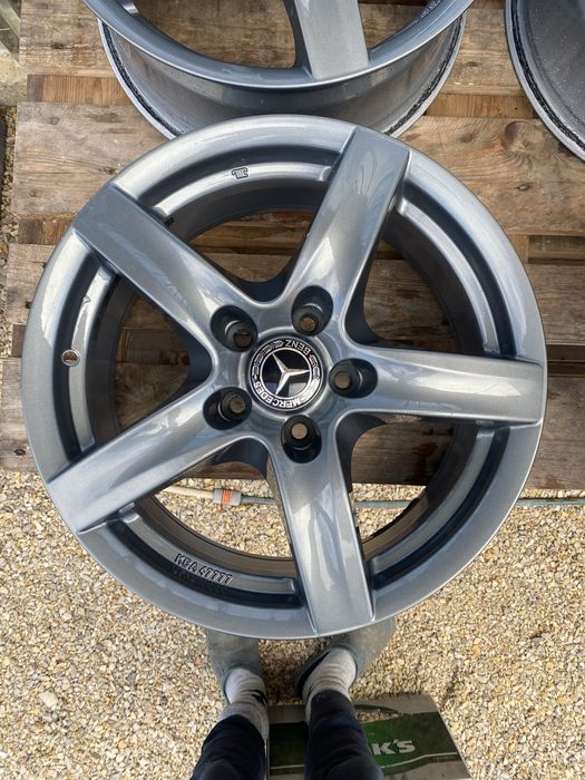 17 цола 5 х 112 мм Мерцедес , Ауди , Шкода , Фолксваген , VW