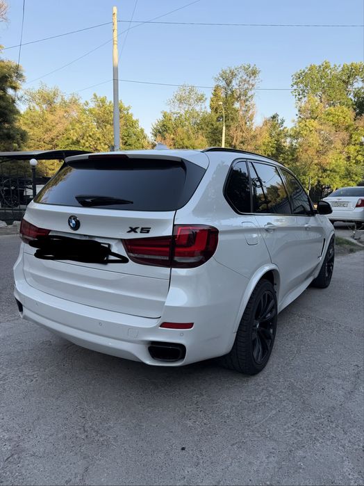 BMW X5 - 4.4 литра