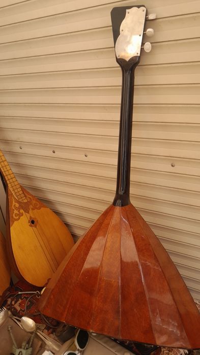 Музыкальный инструмент Балалайка Труба ,кларнет!