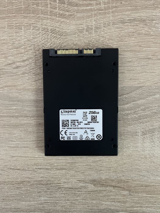 SSD Kingston KC600 256GB 2.5 SATA3