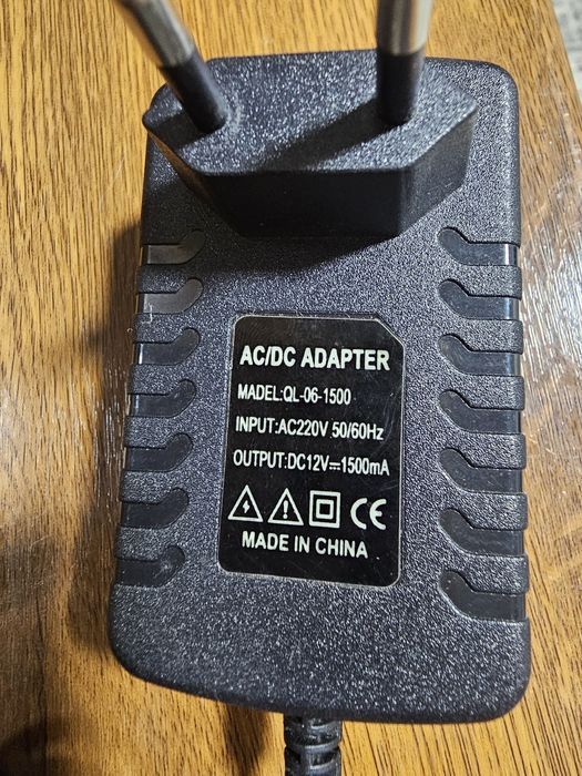 Срочно продается Зарядчик для детский электромобиль и электромотоцикл