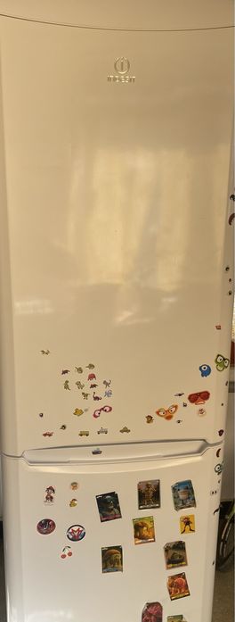 Combina frigorifica  Indesit