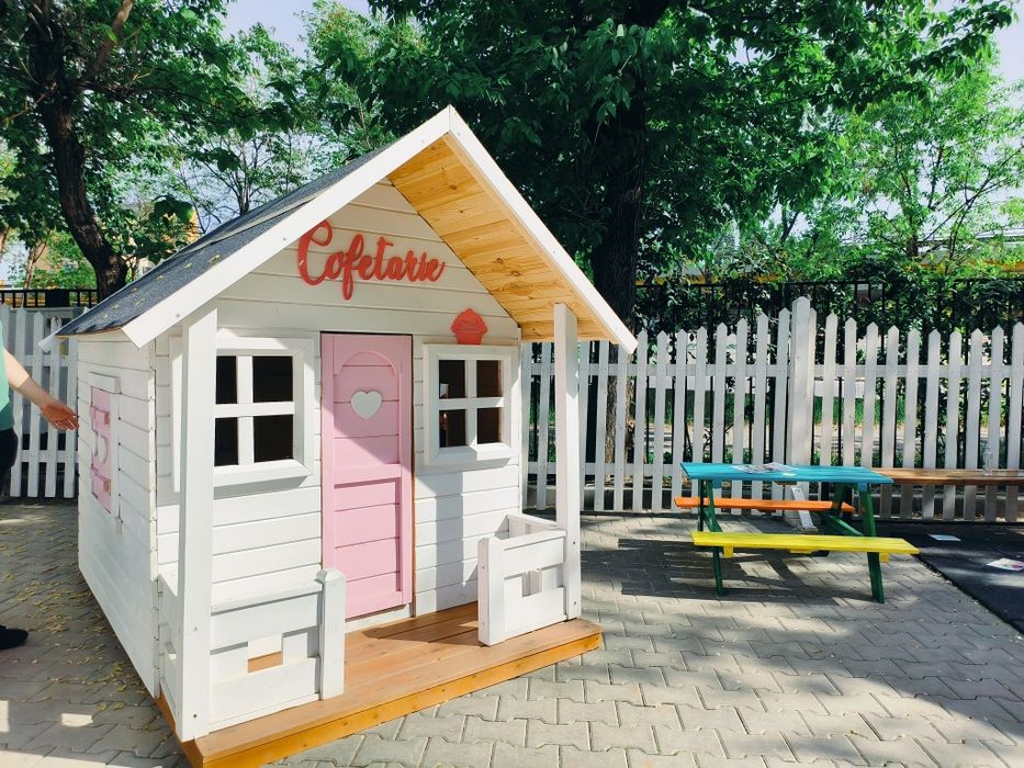 Loc de joaca. Casute copii STOC 2026 tobogan leagan escalada